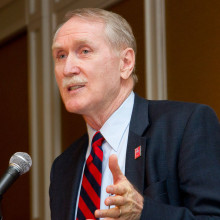 Marshall Vest Honored with Thayne Robson Award