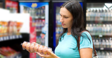 Woman-holding-eggs