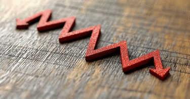 red downward line trend