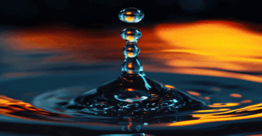 Water drop rebounding